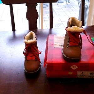 True Craft Womens boots